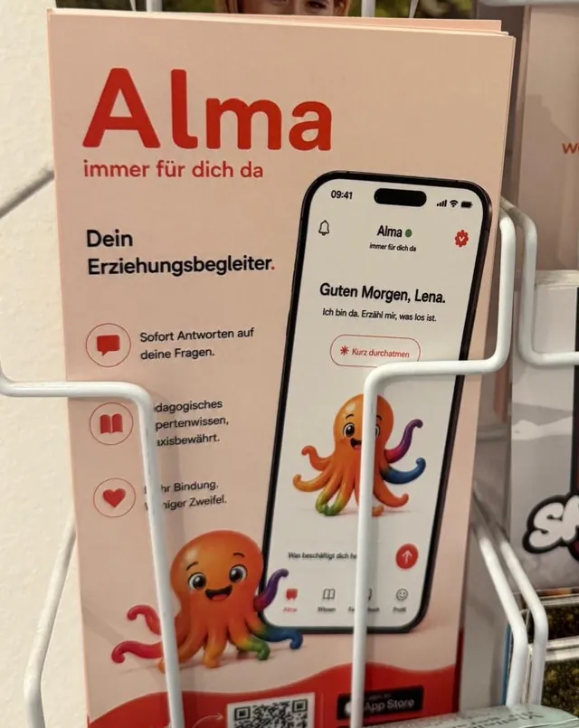 Alma-Flyer im Flyerständer